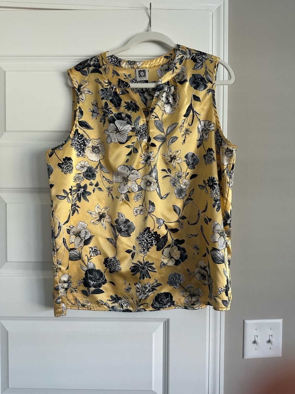 Anne Klein Yellow Floral Sleeveless Shell XL